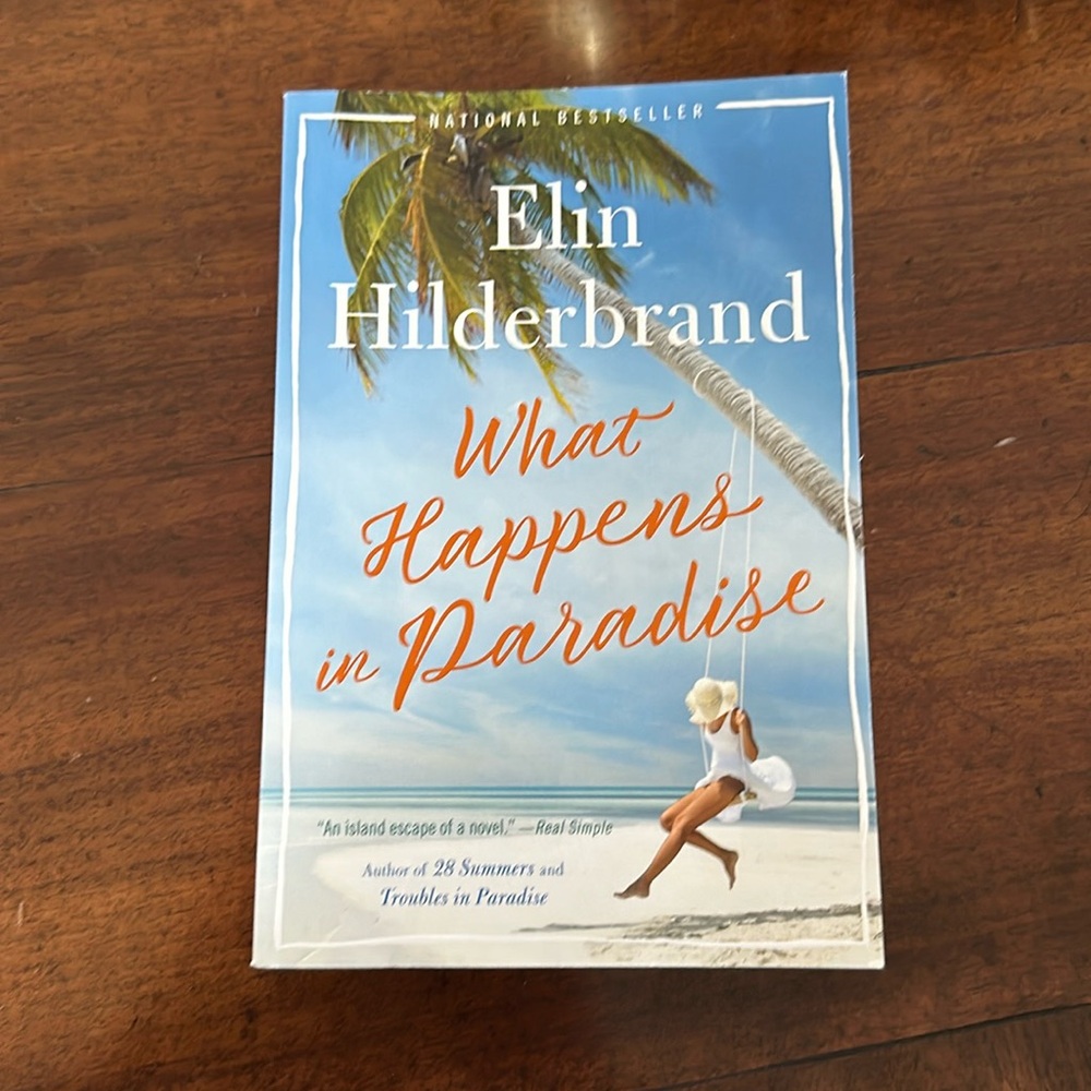 What Happens in Paradise by Elin Hildebrand